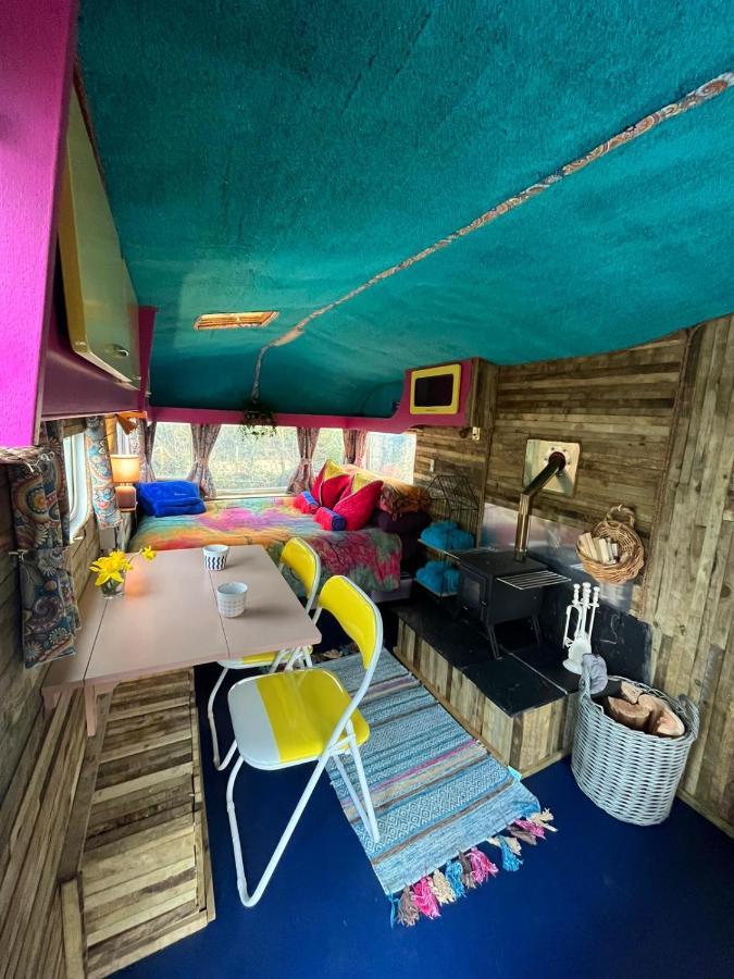 Budget Stay, In Lovely Private Setting With Rustic Charm, Log Burner, Fire Pit, Campers Kitchen & Eco Loo No Bedding Supplied Narberth Eksteriør bilde